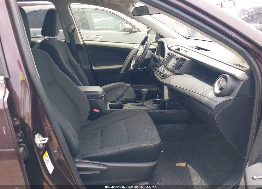 2018 TOYOTA RAV4 LE VIN: 2T3BFREV9JW850710