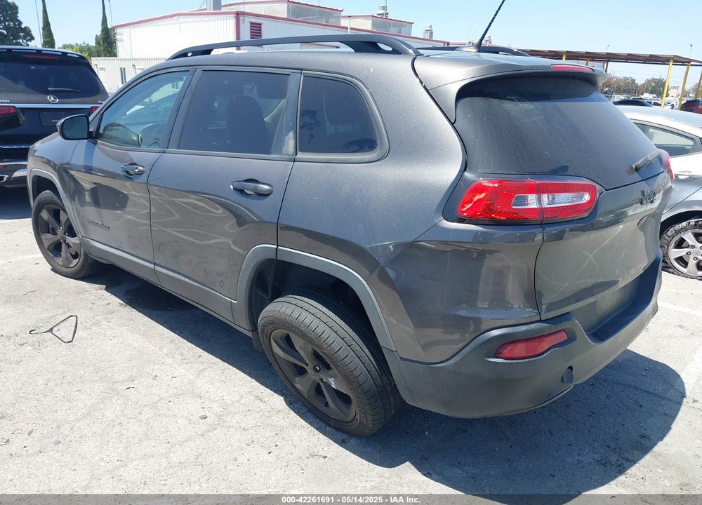 2018 JEEP CHEROKEE LATITUDE FWD VIN: 1C4PJLCB8JD528079