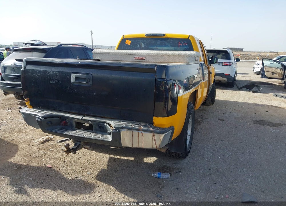 2007 CHEVROLET SILVERADO VIN: 1GCEK19057Z627243