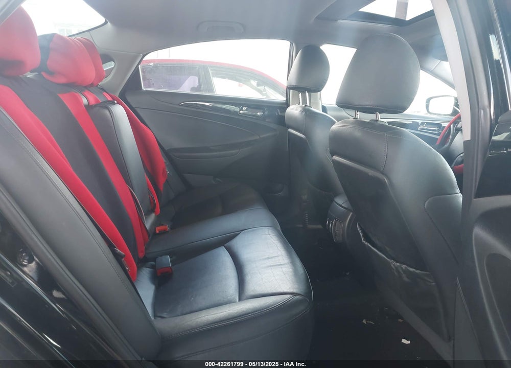 2011 HYUNDAI SONATA VIN: 5NPEC4AB0BH291674