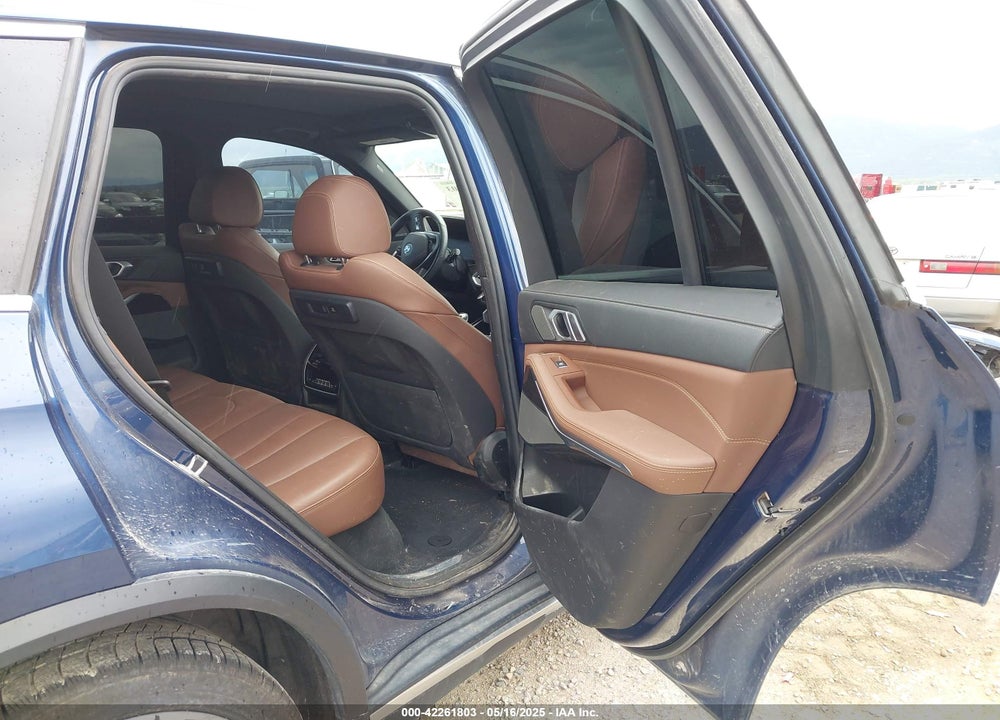 2019 BMW X5 VIN: 5UXCR6C59KLL11200