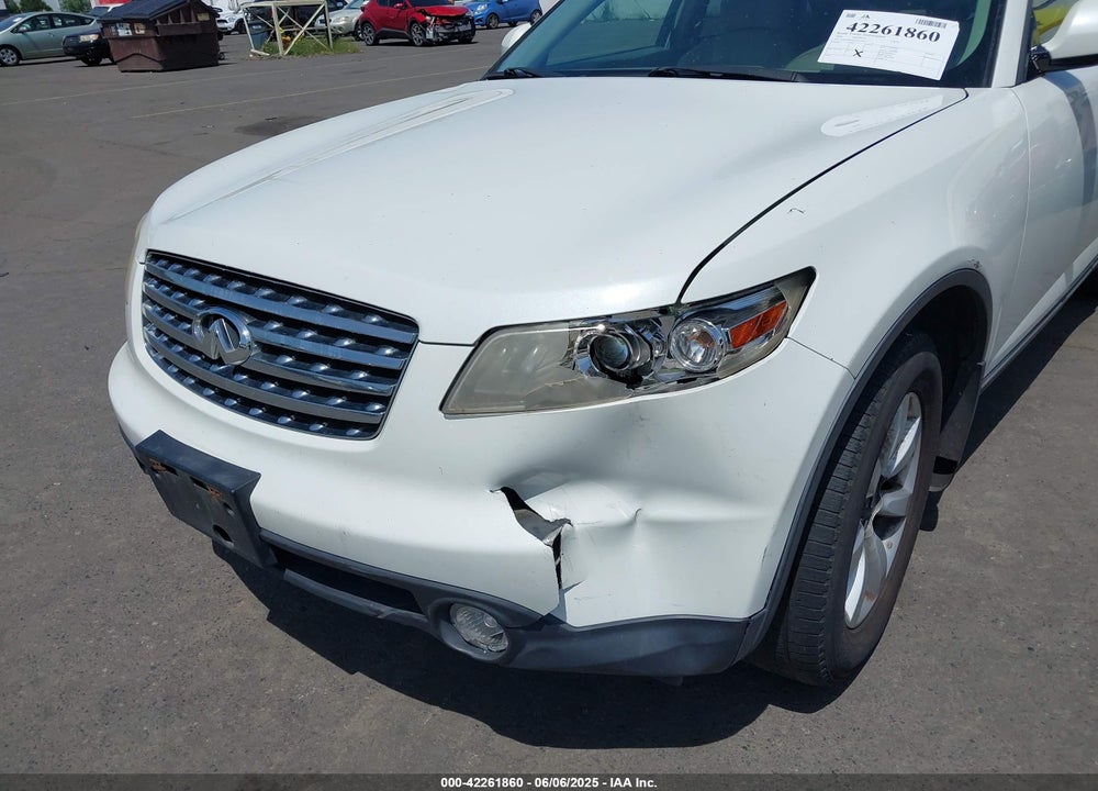2004 INFINITI FX35 VIN: JNRAS08W44X215935