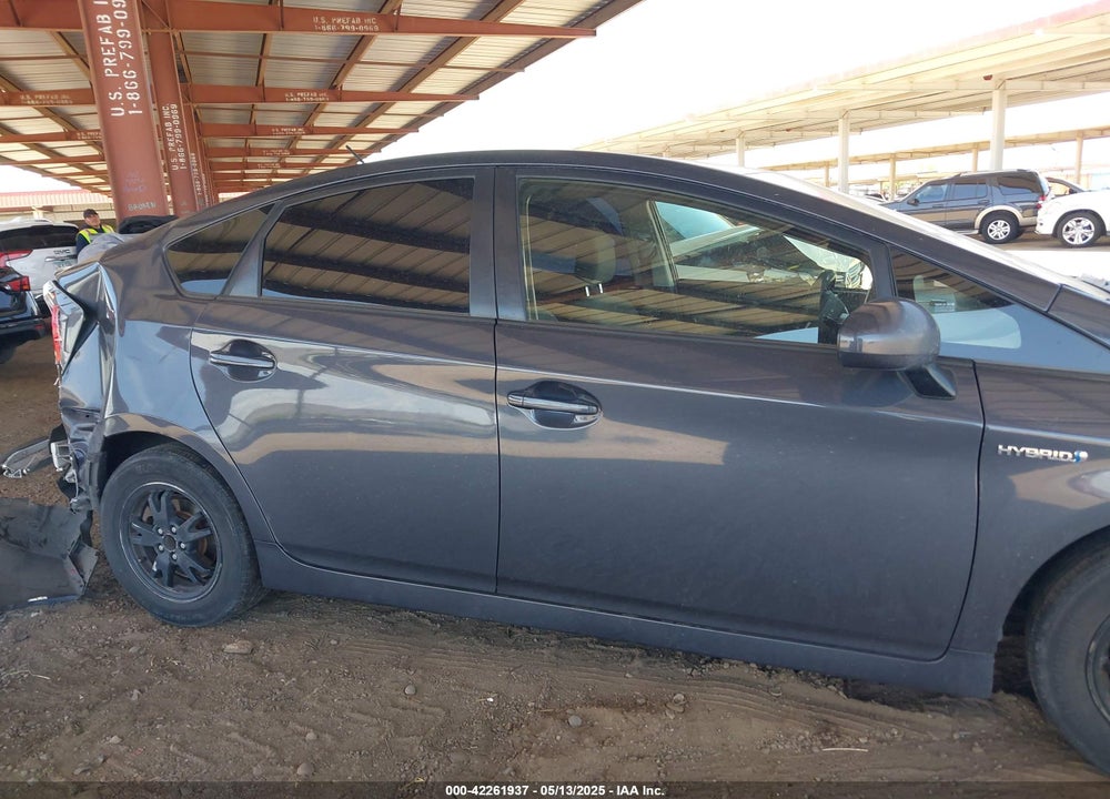2013 TOYOTA PRIUS VIN: JTDKN3DU3D1645136