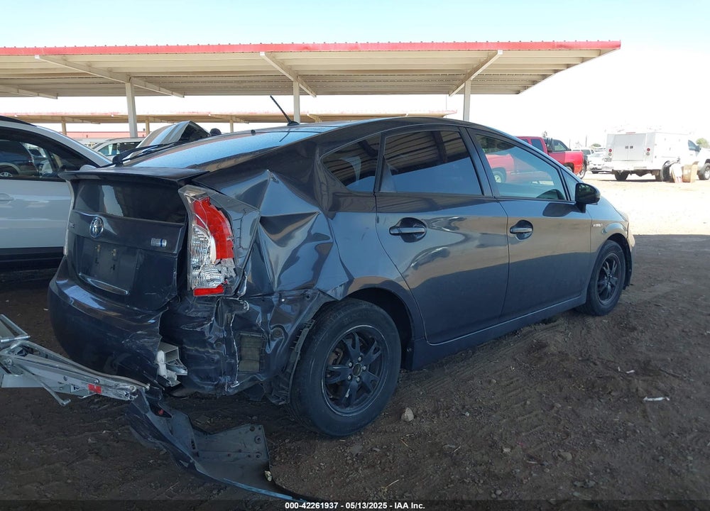 2013 TOYOTA PRIUS VIN: JTDKN3DU3D1645136