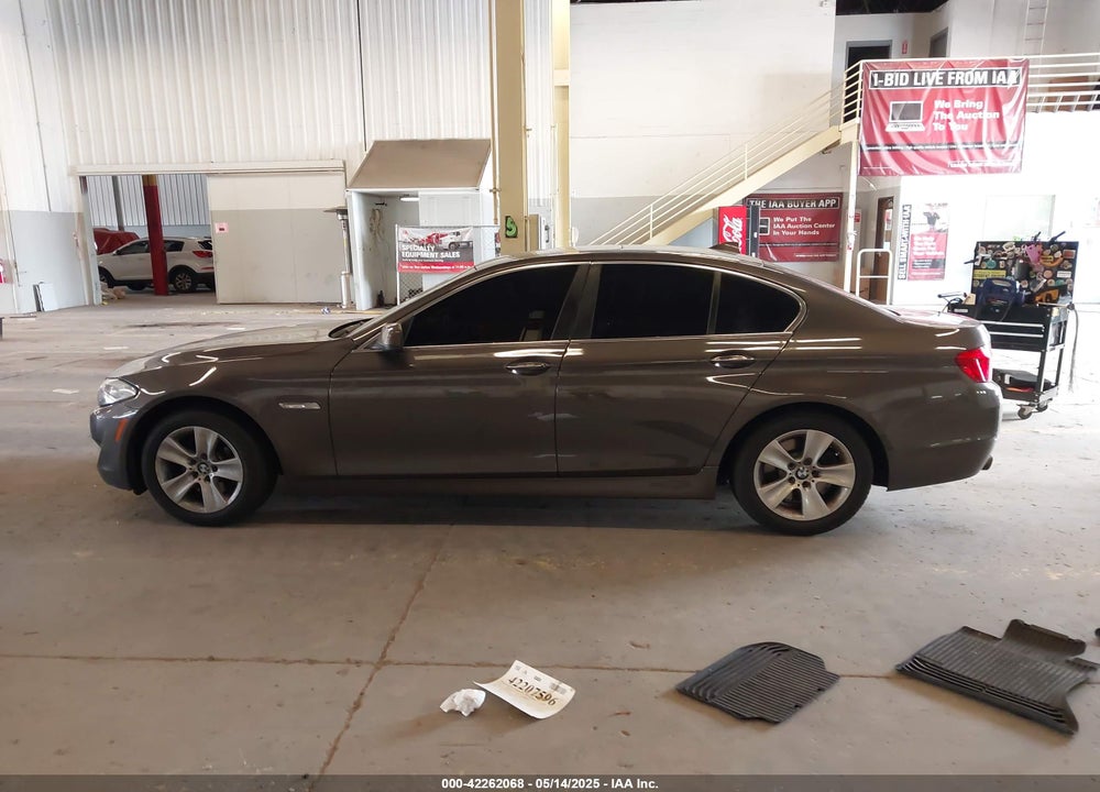 2012 BMW 5 SERIES VIN: WBAXH5C52CDW10097