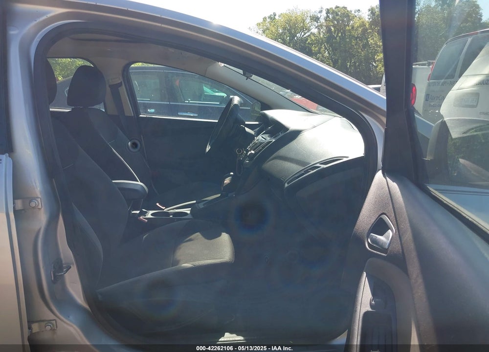 2013 FORD FOCUS VIN: 1FADP3F23DL183881