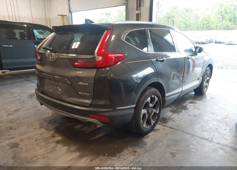 2019 HONDA CR-V VIN: 2HKRW2H96KH659193