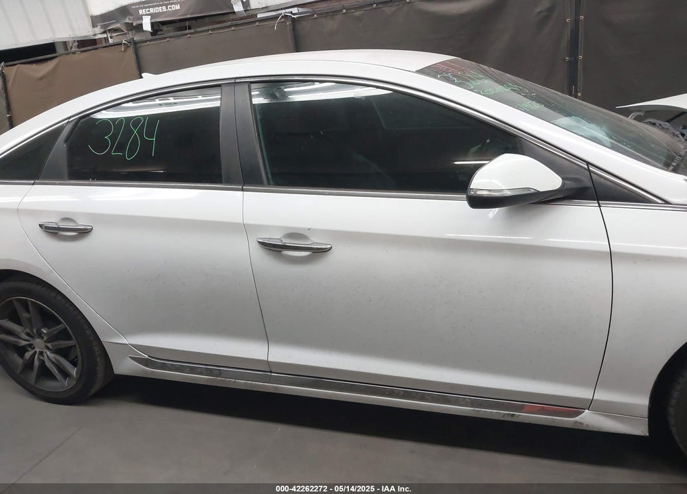 2015 HYUNDAI SONATA VIN: 5NPE34AB6FH088018
