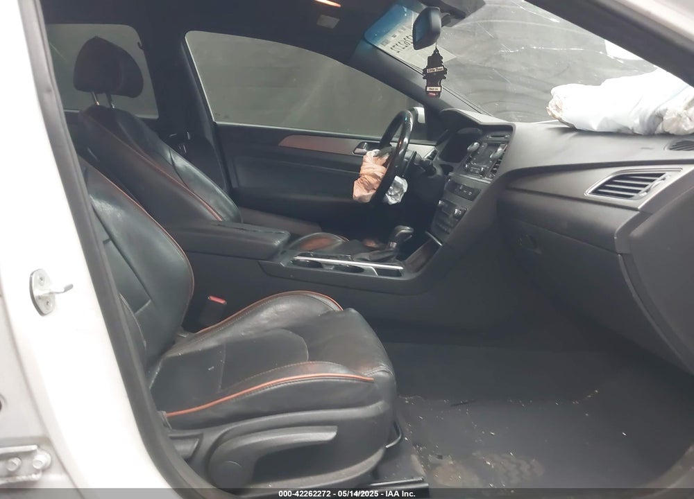 2015 HYUNDAI SONATA VIN: 5NPE34AB6FH088018