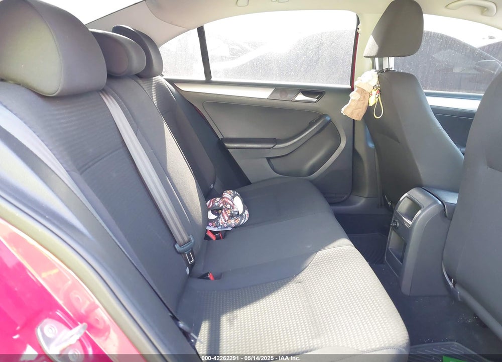 2015 VOLKSWAGEN JETTA 1.8T SE VIN: 3VWD07AJ4FM407209