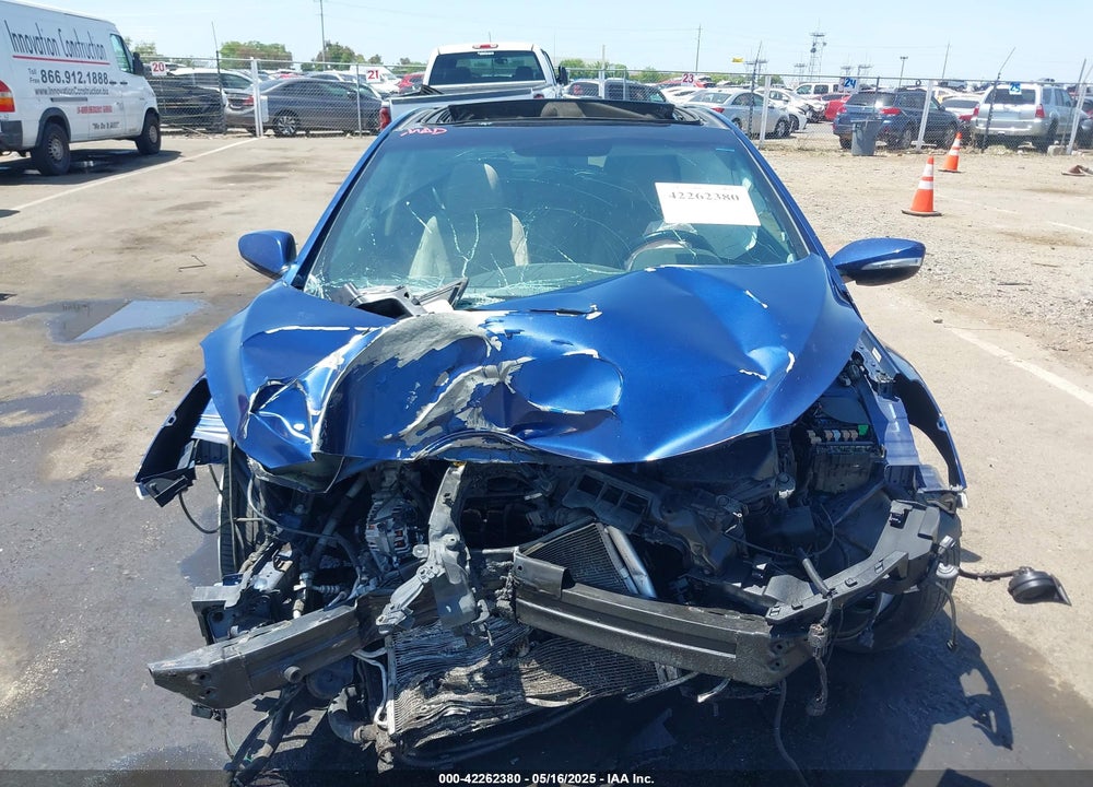 2013 HYUNDAI ELANTRA GT VIN: KMHD35LE5DU022227