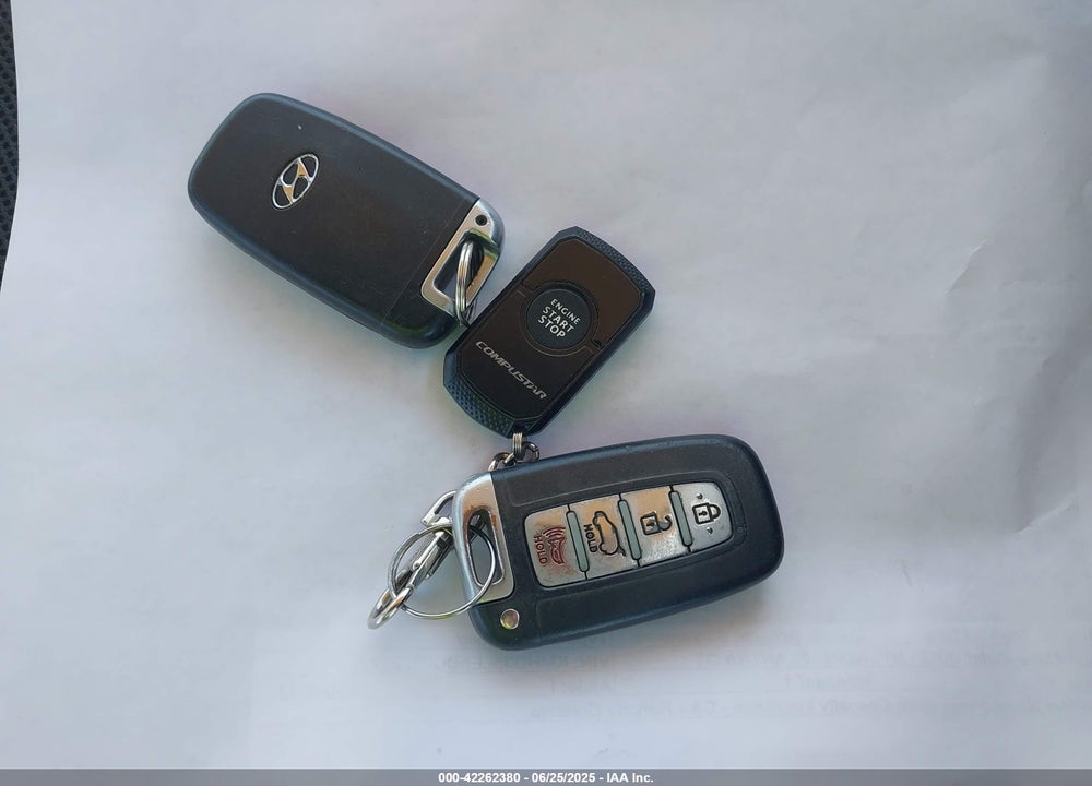 2013 HYUNDAI ELANTRA GT VIN: KMHD35LE5DU022227