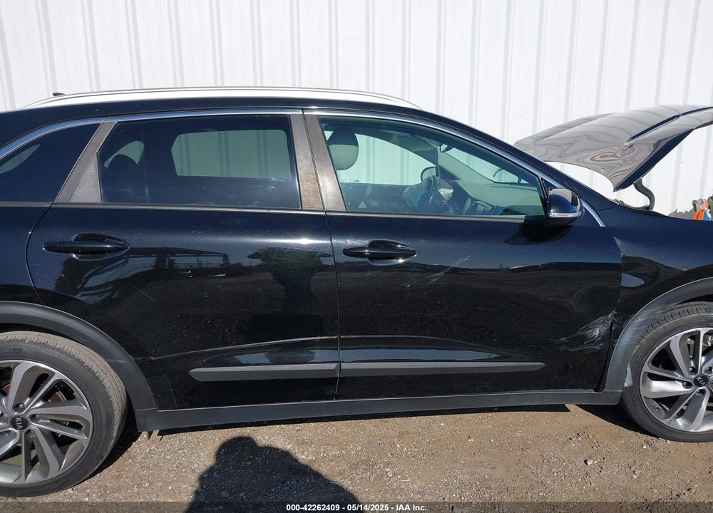 2018 KIA NIRO VIN: KNDCE3LC2J5138648