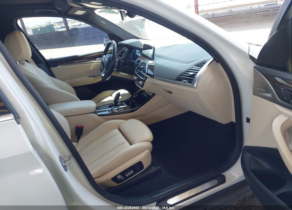 2018 BMW X3 VIN: 5UXTR9C57JLD61743