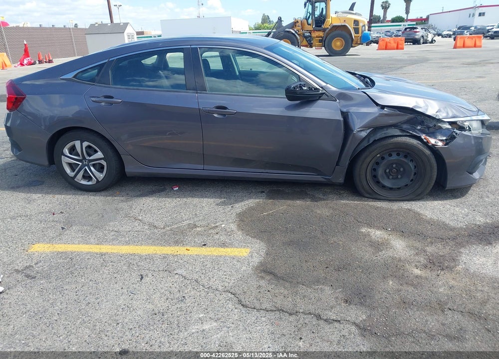 2017 HONDA CIVIC VIN: 2HGFC2F5XHH575747