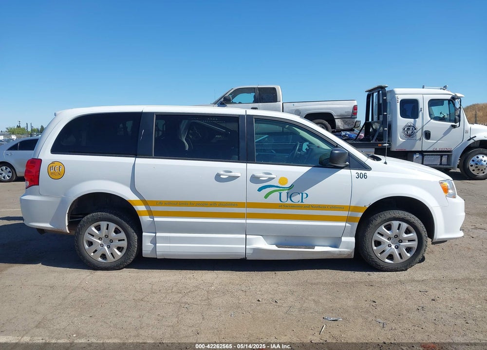 2018 DODGE GRAND CARAVAN VIN: 2C7WDGBG9JR363103