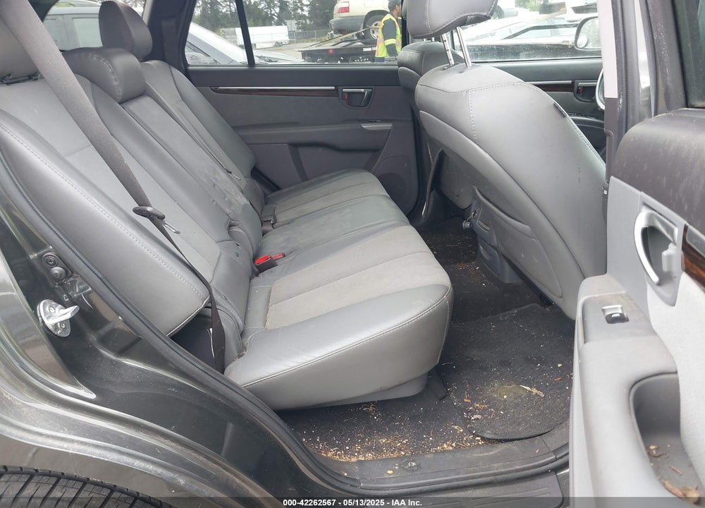 2012 HYUNDAI SANTA FE SE VIN: 5XYZH4AG7CG111968