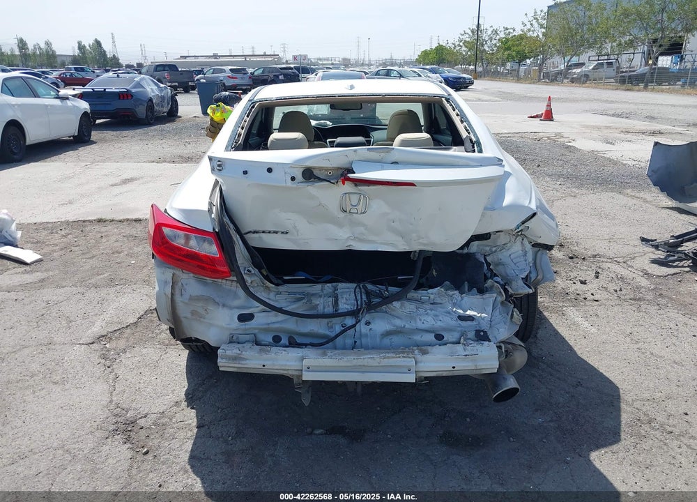 2015 HONDA ACCORD VIN: 1HGCT1B80FA008357