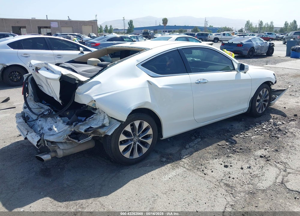 2015 HONDA ACCORD VIN: 1HGCT1B80FA008357