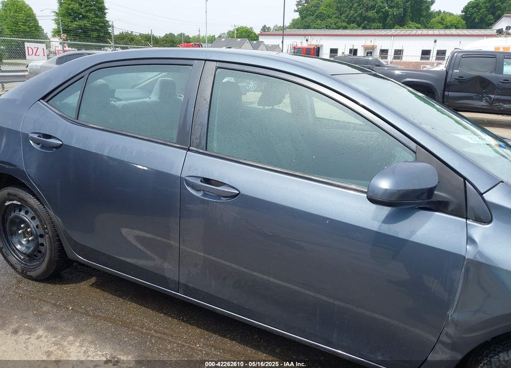 2015 TOYOTA COROLLA VIN: 2T1BURHE2FC305578