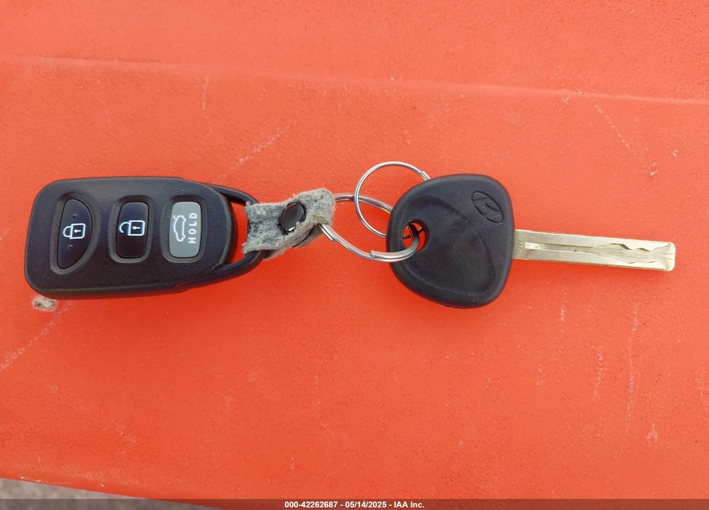 2014 HYUNDAI SONATA VIN: 5NPEB4AC9EH910725