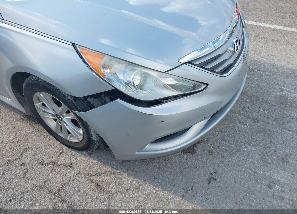 2014 HYUNDAI SONATA VIN: 5NPEB4AC9EH910725