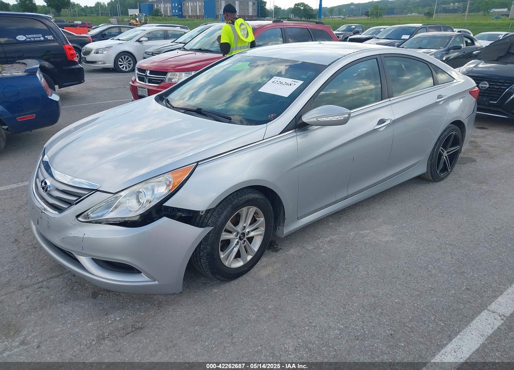 2014 HYUNDAI SONATA VIN: 5NPEB4AC9EH910725