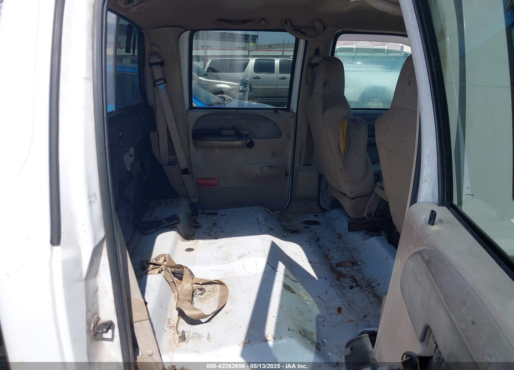2004 FORD F-350 LARIAT/XL/XLT VIN: 1FTWW32P14ED04581