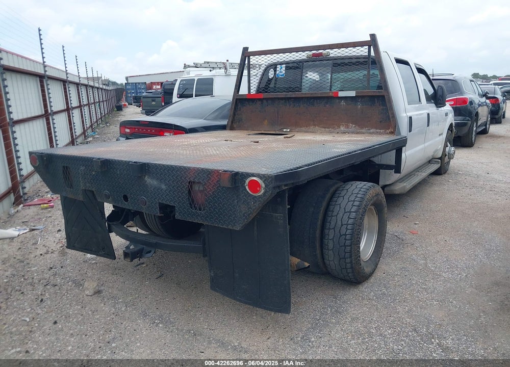 2004 FORD F-350 LARIAT/XL/XLT VIN: 1FTWW32P14ED04581