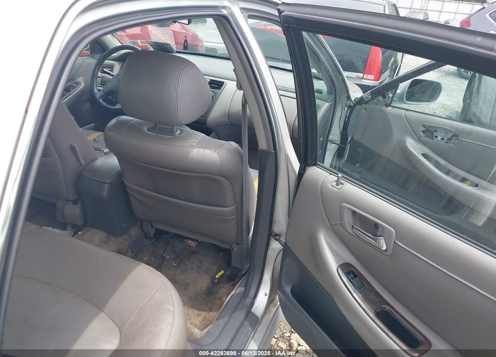 2002 HONDA ACCORD 3.0 EX VIN: 1HGCG165X2A077751