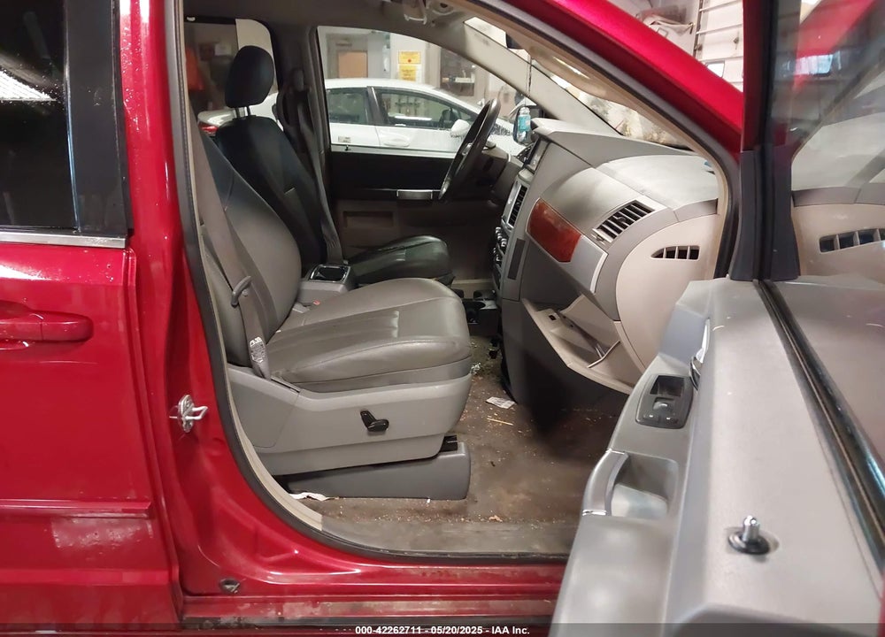 2008 CHRYSLER TOWN & COUNTRY TOURING VIN: 2A8HR54P48R722319