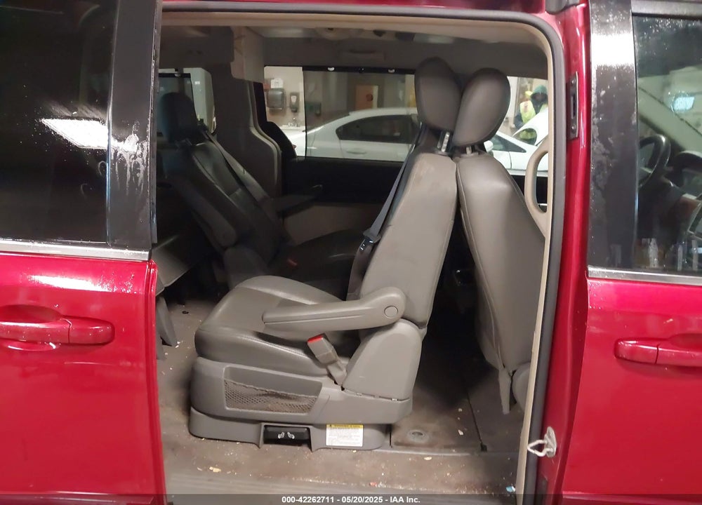 2008 CHRYSLER TOWN & COUNTRY TOURING VIN: 2A8HR54P48R722319