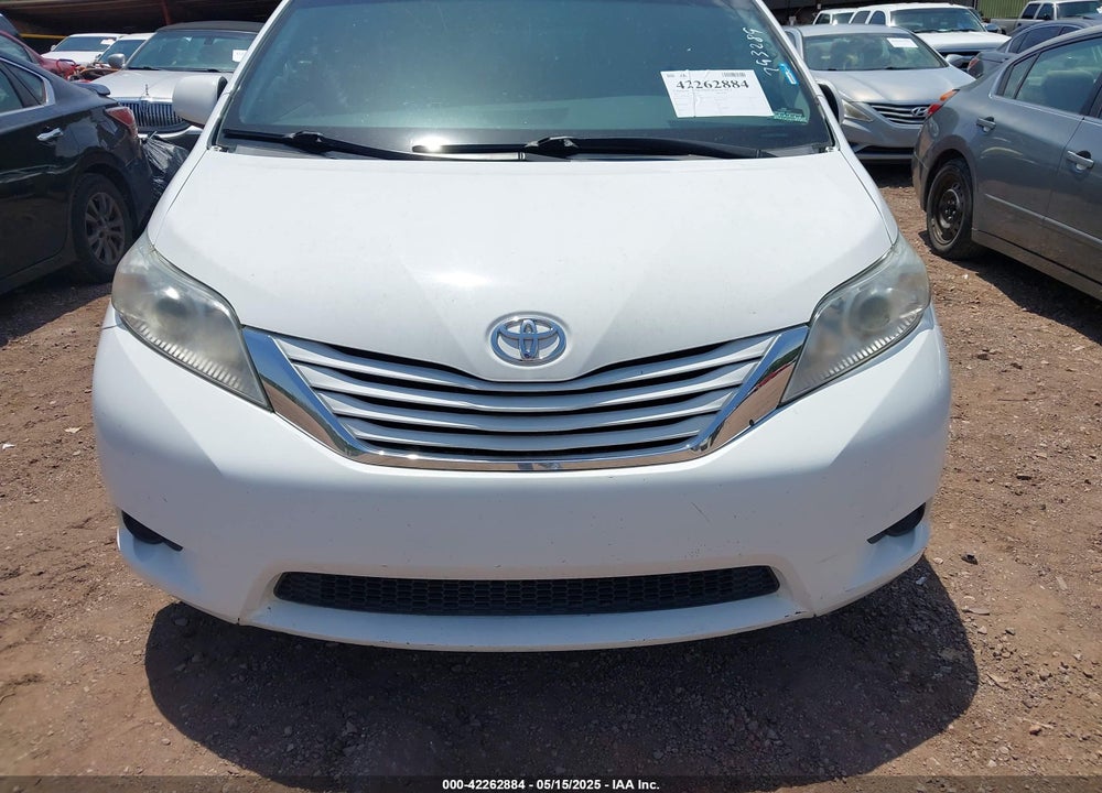2017 TOYOTA SIENNA VIN: 5TDKZ3DC5HS793289