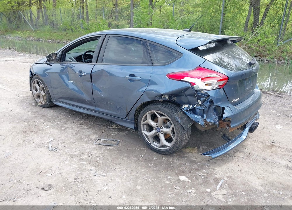 2018 FORD FOCUS ST VIN: 1FADP3L93JL306883