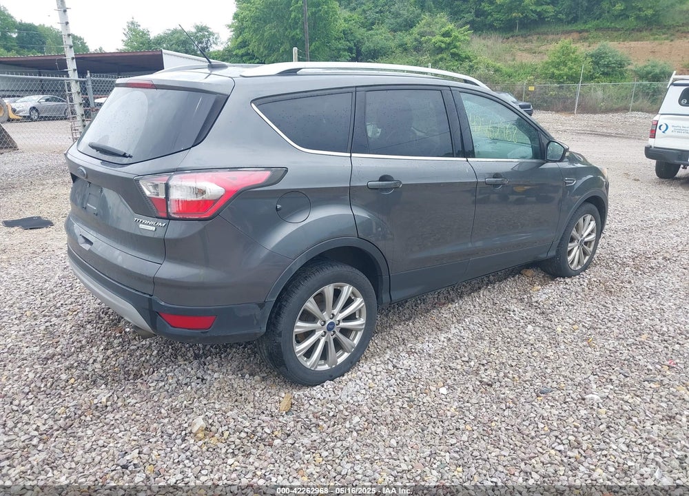 2017 FORD ESCAPE VIN: 1FMCU0J99HUA84382