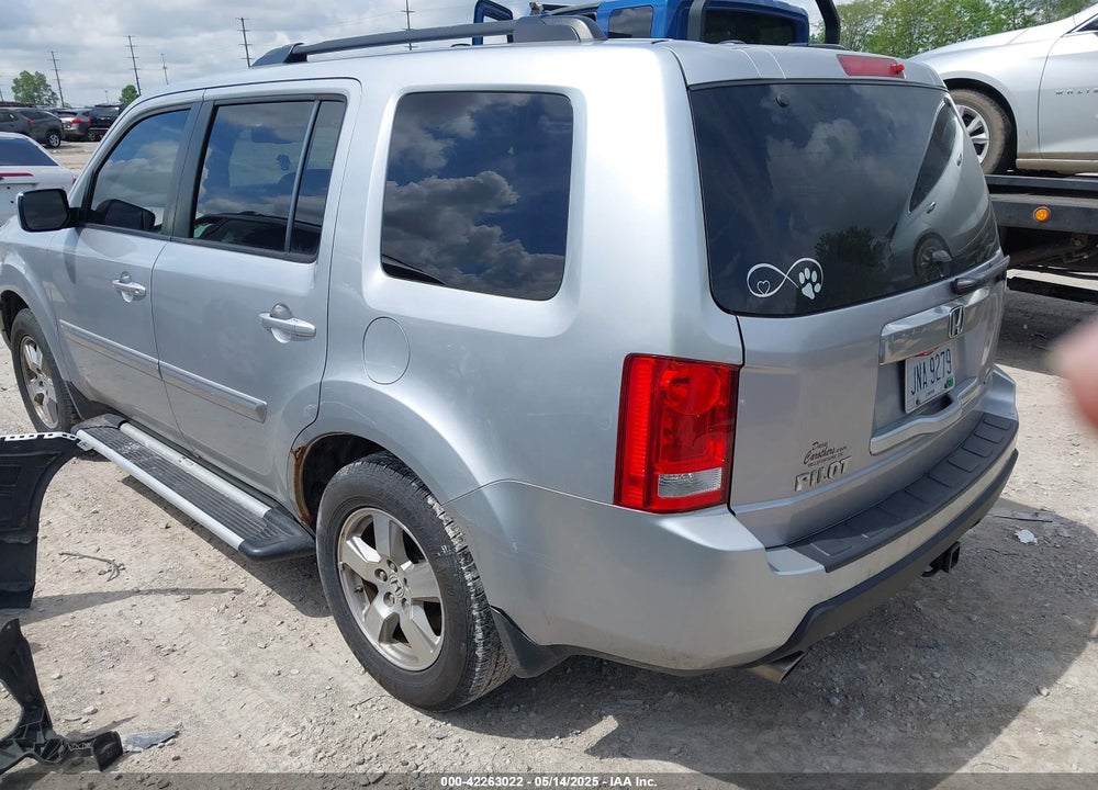 2011 HONDA PILOT VIN: 5FNYF4H59BB020986