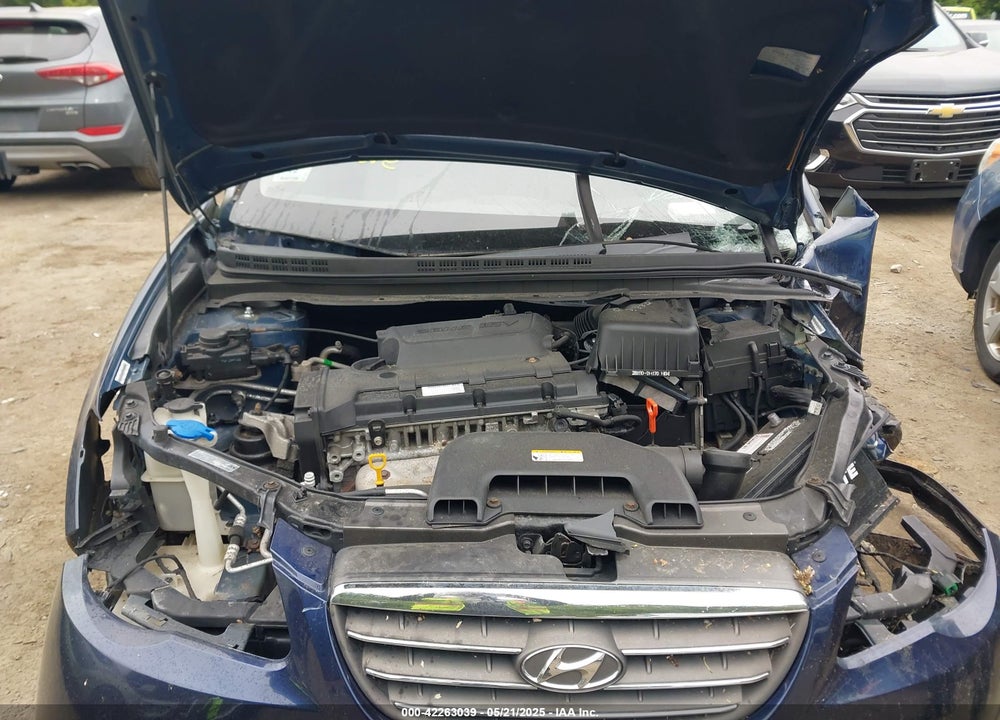 2009 HYUNDAI ELANTRA GLS VIN: KMHDU46D59U717020