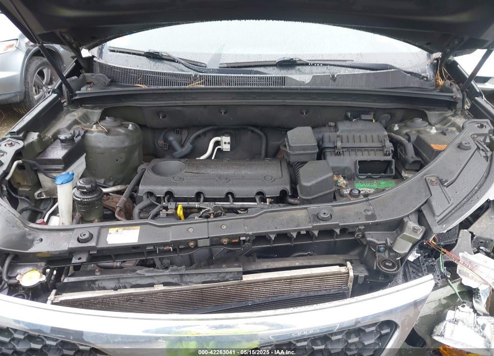 2011 KIA SORENTO VIN: 5XYKTDA13BG163902