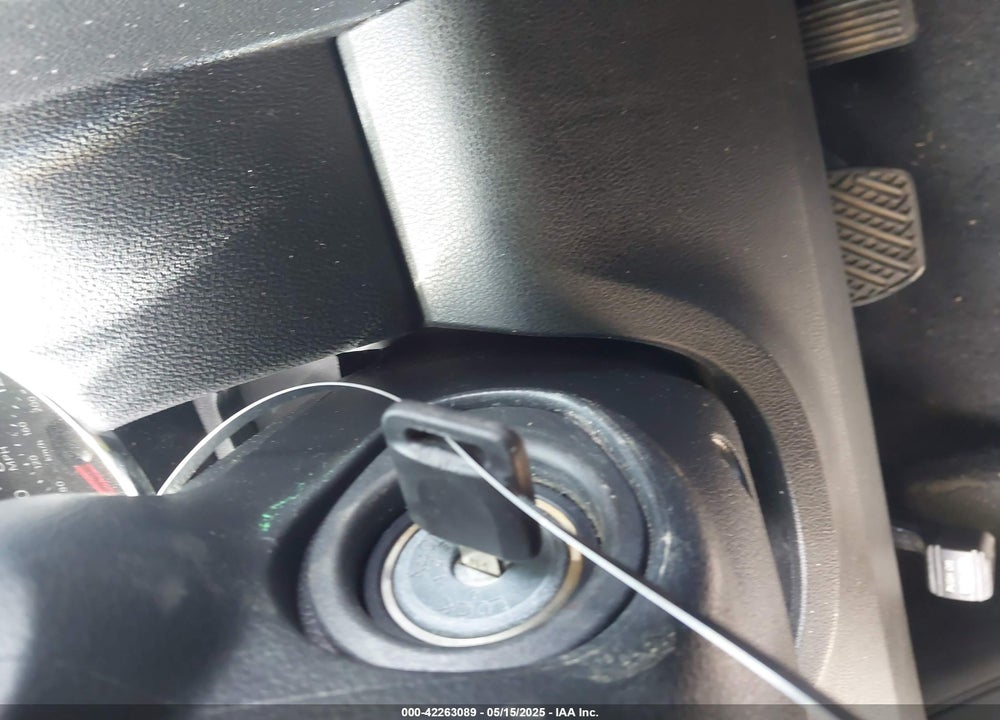 2013 NISSAN ROGUE S VIN: JN8AS5MT9DW554595