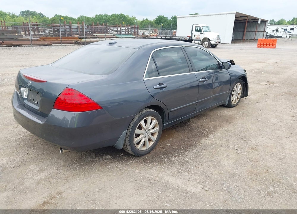 2007 HONDA ACCORD 3.0 EX VIN: 1HGCM66517A048006