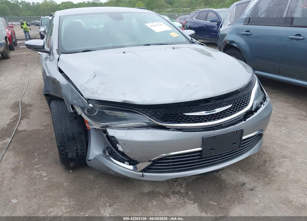 2016 CHRYSLER 200 VIN: 1C3CCCAB7GN143826