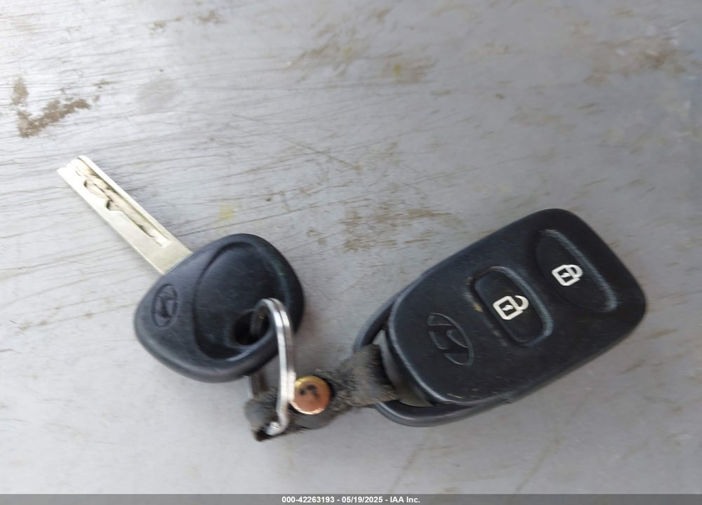 2012 HYUNDAI ACCENT SE VIN: KMHCU5AE1CU006231