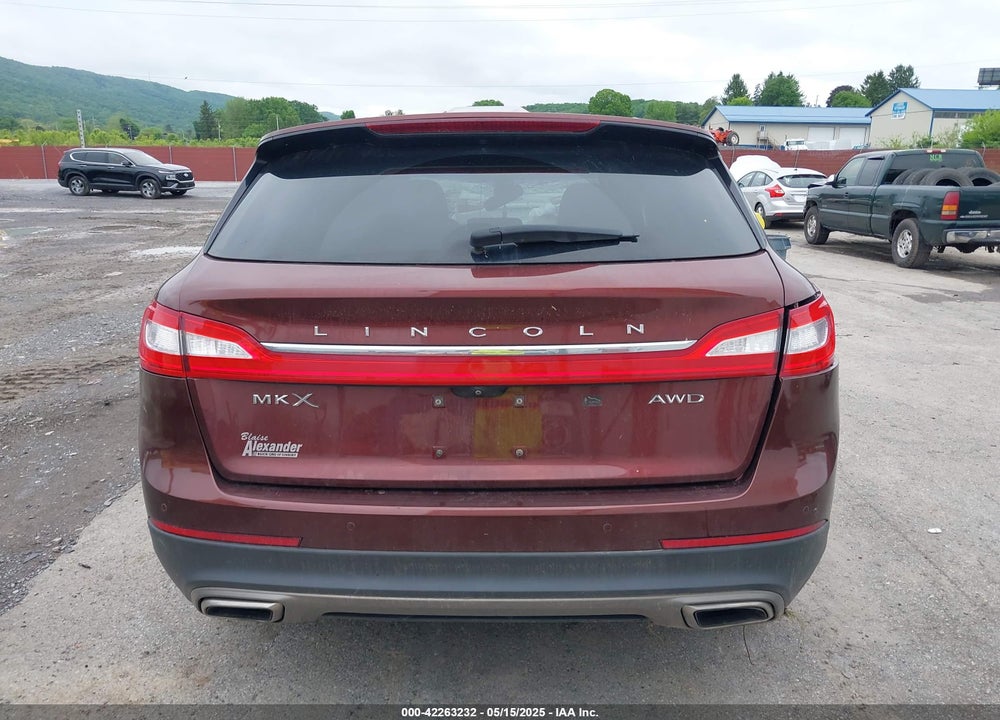 2016 LINCOLN MKX VIN: 2LMTJ8LR3GBL67731