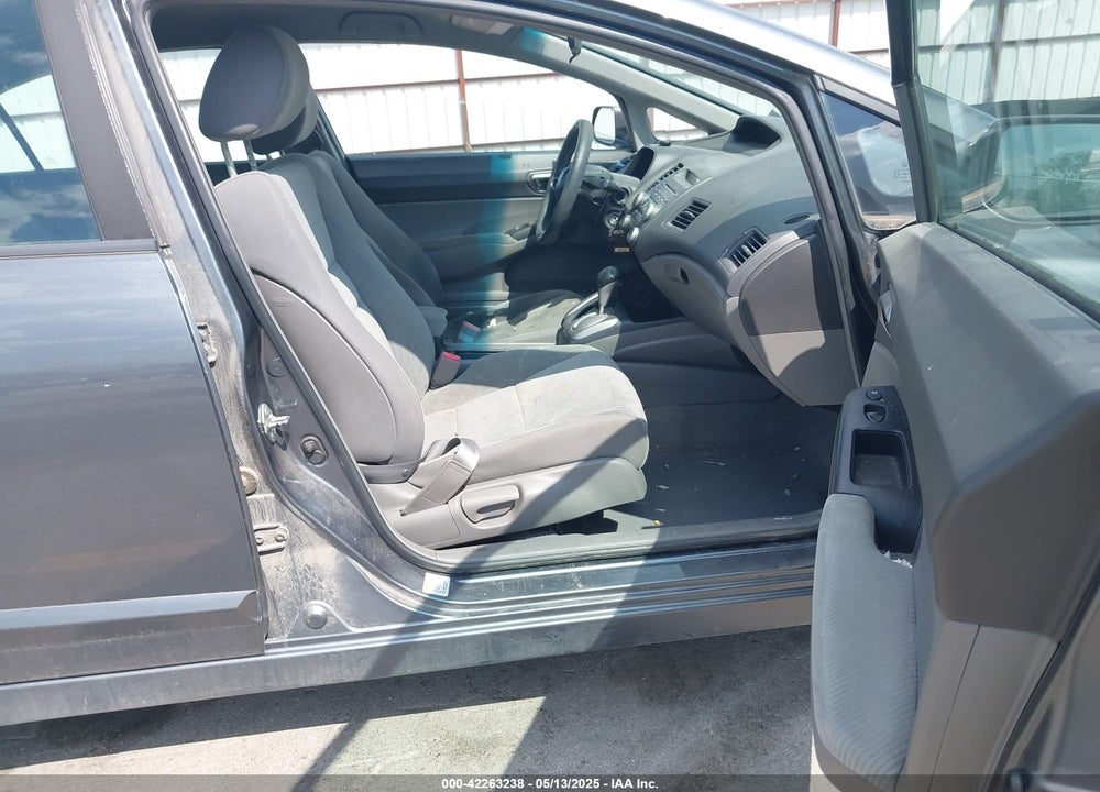 2011 HONDA CIVIC VIN: 19XFA1F53BE049798
