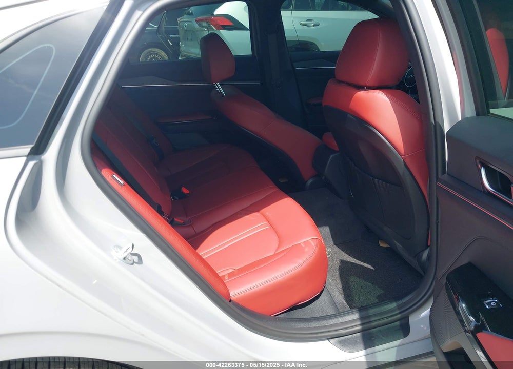 2025 KIA K5 GT LINE VIN: KNAG64J78S5330696