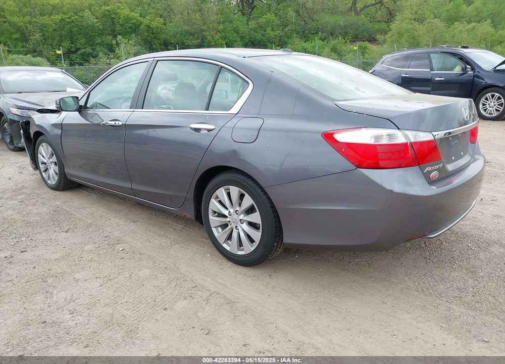 2013 HONDA ACCORD VIN: 1HGCR2F81DA204822