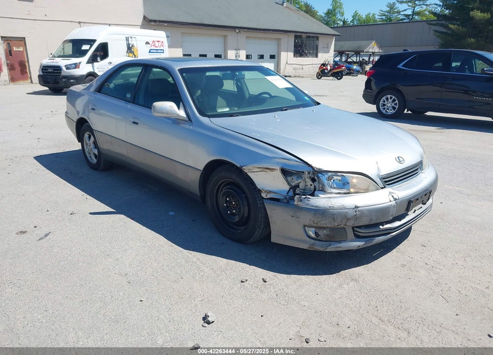 2000 LEXUS ES 300 VIN: JT8BF28G7Y5078938