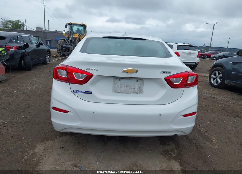 2018 CHEVROLET CRUZE VIN: 1G1BF5SM4J7106098