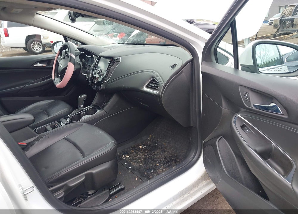 2018 CHEVROLET CRUZE VIN: 1G1BF5SM4J7106098