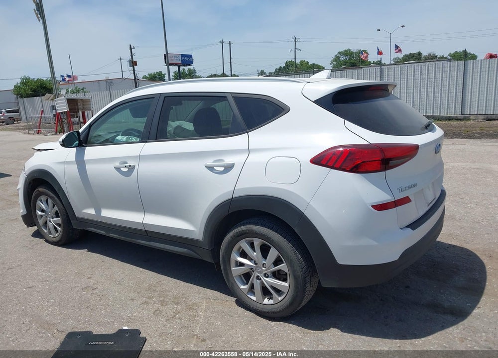 2019 HYUNDAI TUCSON VIN: KM8J33A49KU993200